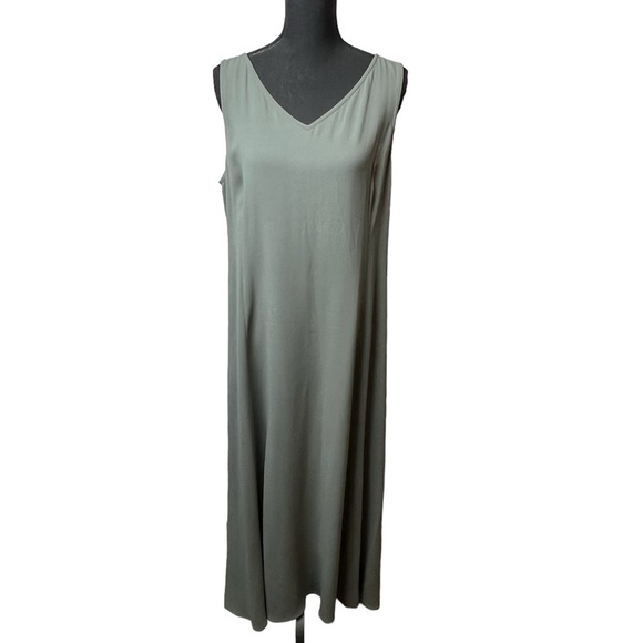 Eileen Fisher Women’s Sleeveless Olive Green Silk Maxi Dress Size Large - Picture 8 of 8